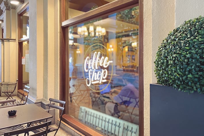Faded Glass Bar Logo Mockup