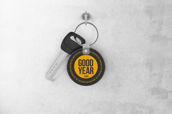 Circle Keychain Mockup