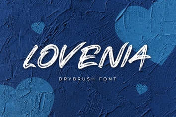 Lovenia Brush Font