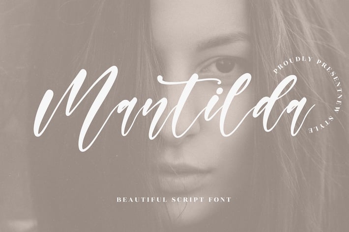 Mantilda Script Font