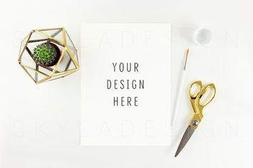 Feminine styled stock artist mockup gold