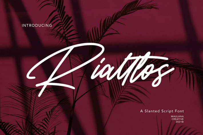 Rialltos Slanted Script Font
