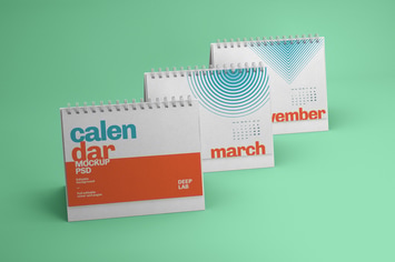 Horizontal Desk Calendar Mockup