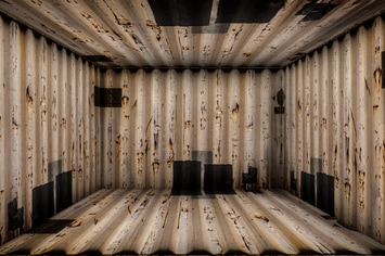 11 Grunge Metal Room Stage 