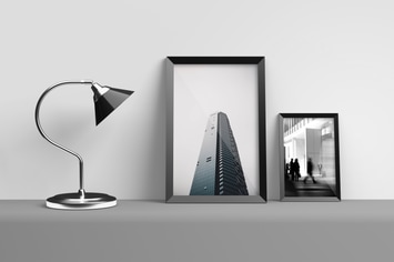Minimalist Photo Frame - Mockup Template