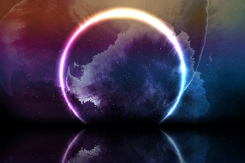 Retro laser neon circle on grunge sky background