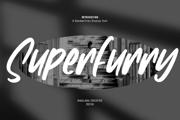 Superfurry Handwritten Display Font
