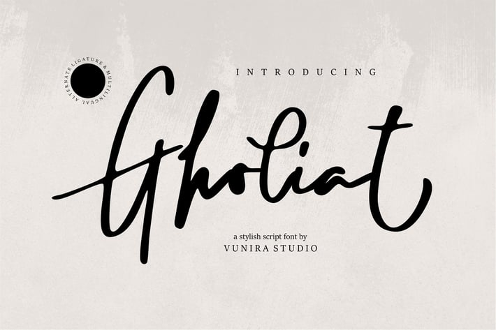 Gholiat | Stylish Script Font