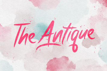 Antique - Bold Script Font