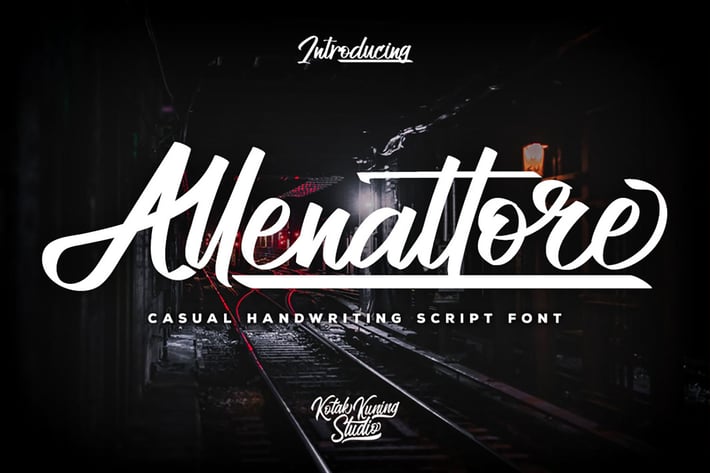 Allenattore - Casual Script Font