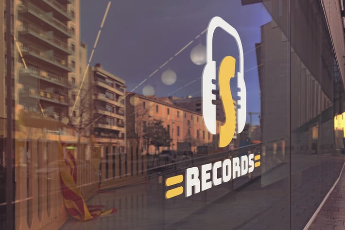 Street Glass Logo Mockup