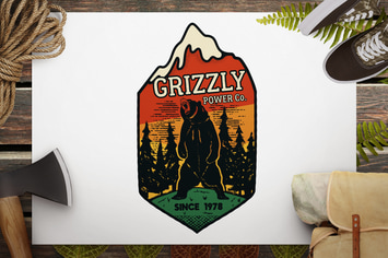 Wild Animal Retro Logo / Camping Bear Badge