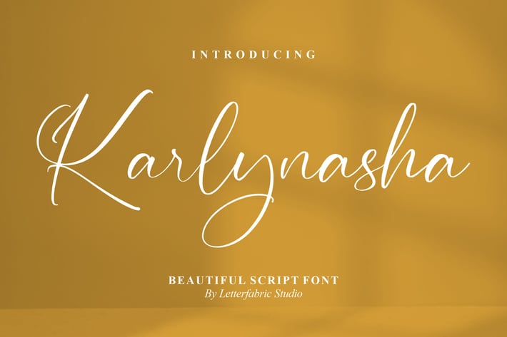 Karlynasha Script Font