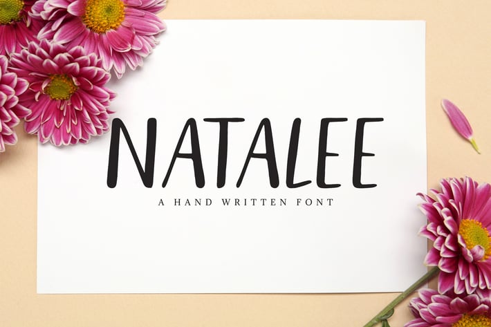 Natalee Brush Font