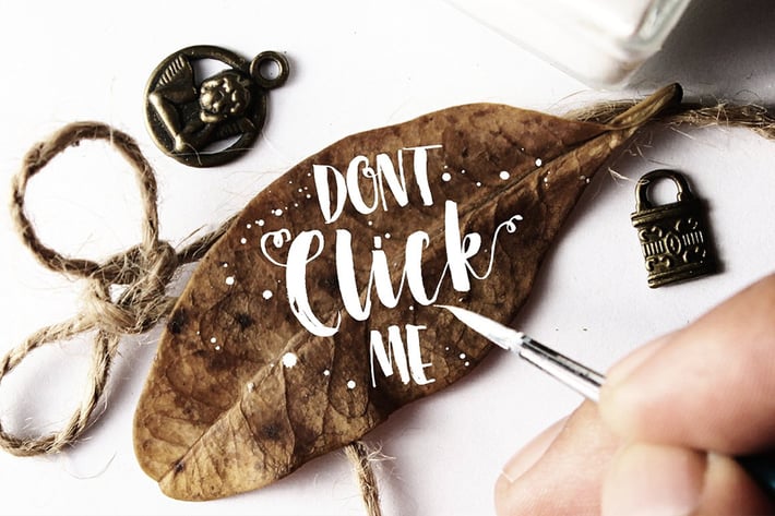 Don't Click Me wedding script font